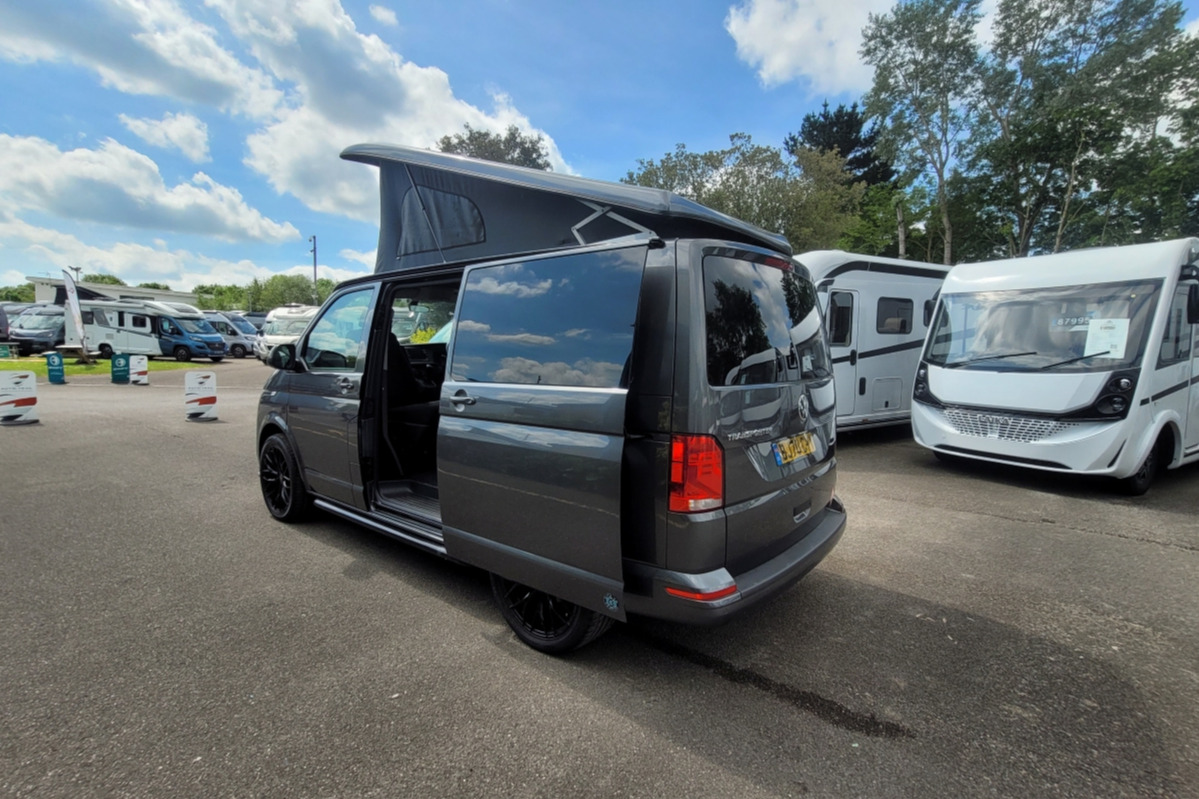 77FA1E 04 Volkswagen TransporterT30 BJ70CYY