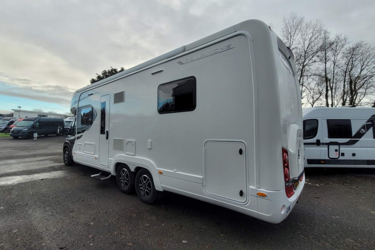 771366 05 Autotrail Comanche CL21TZW