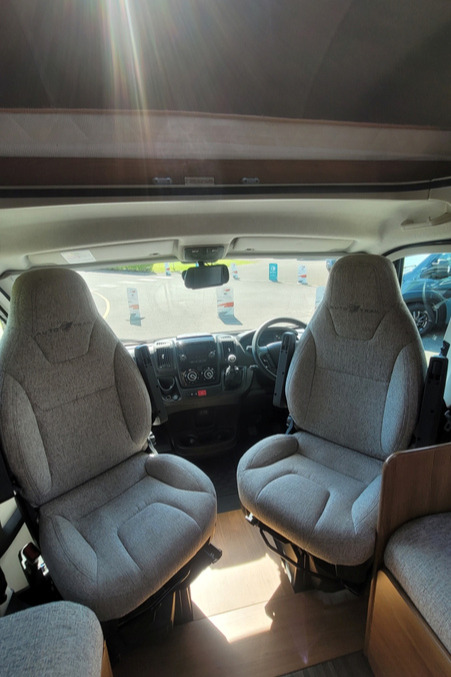 2C3988A 08 Autotrail TributeT736G WJ19TXN