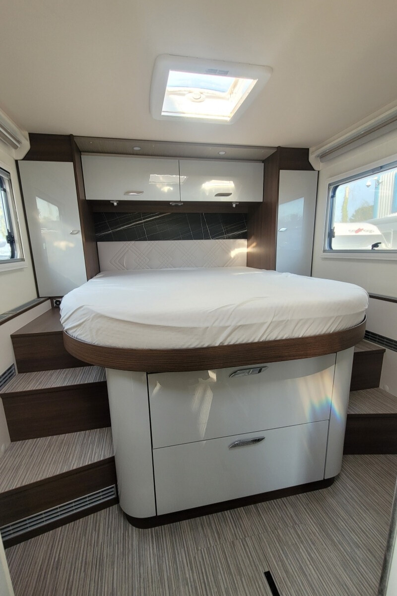 29490E6 25 Burstner EleganceI920G WR73VSY