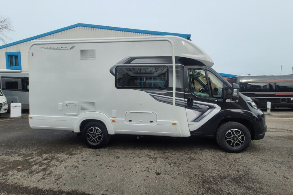 2B0849E 03 Autotrail Imala615 SMC11410