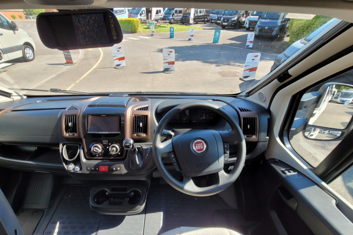 77E9E2 07 Swift KontikiSport574 DX70CPV