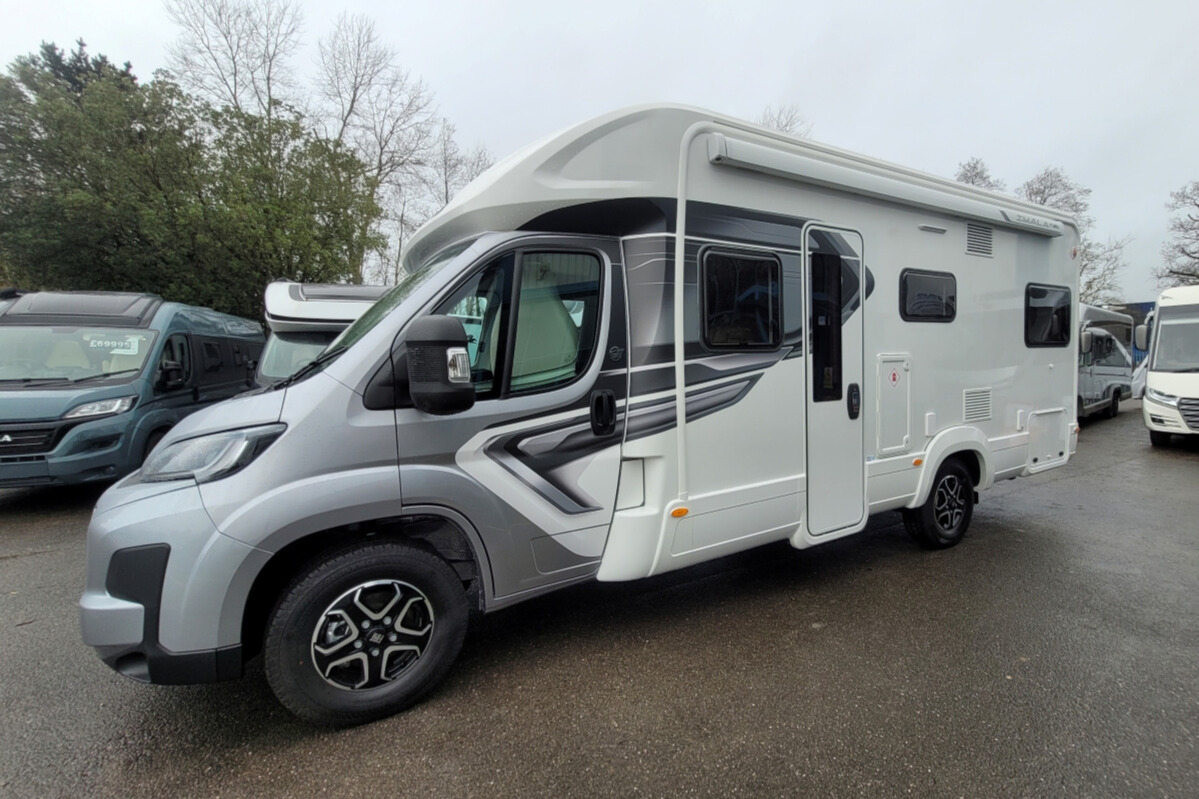 2931126 07 Autotrail Imala736 SMC16154