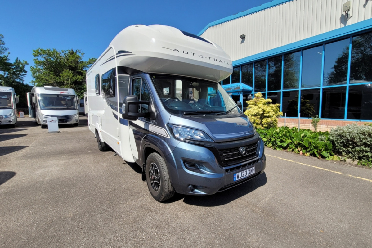2BFD78A 01 Autotrail Imala736GHiLine WJ23XNH
