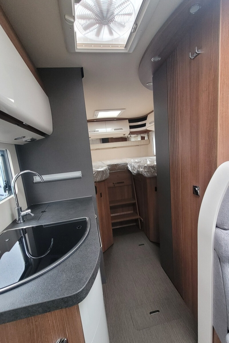 75D936 24 Carthago C2TourerI141KBLE TN365117