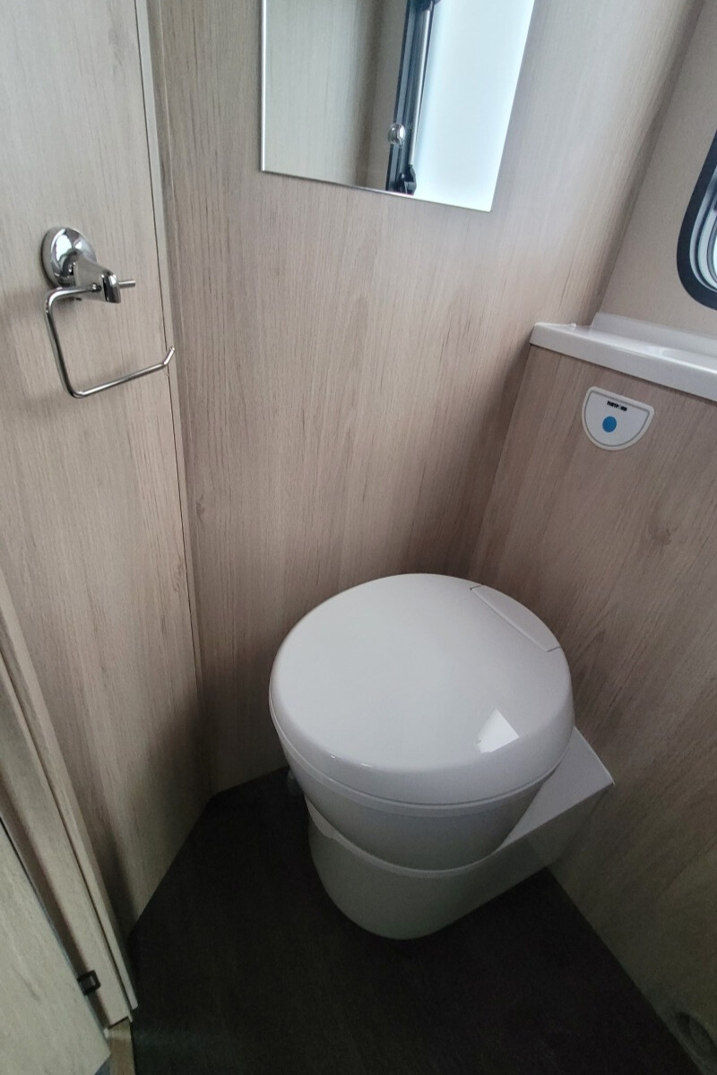 2B0846A 31 Autotrail ExpeditionC71 SMC15779
