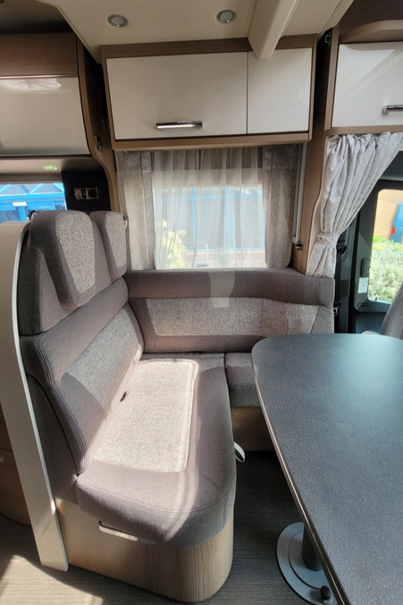75D92E 12 Carthago C1Tourer T147RBLEK TN375868