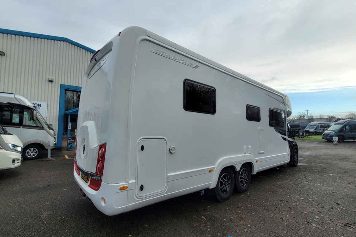 771366 04 Autotrail Comanche CL21TZW