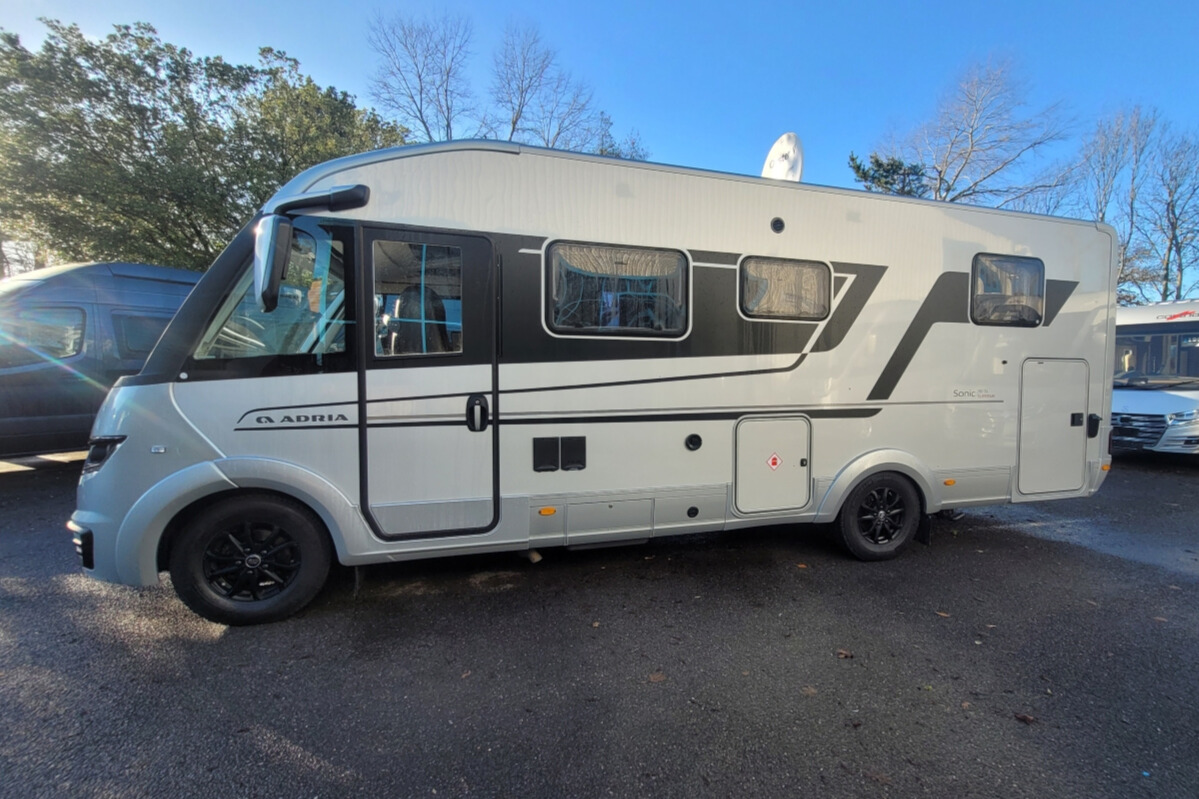 28930E2 07 Adria SonicSupreme710SL WJ71ZHG