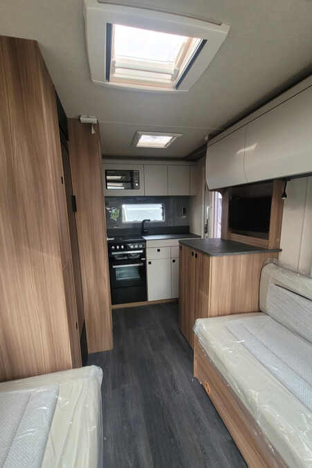 2B0849E 15 Autotrail Imala615 SMC11410